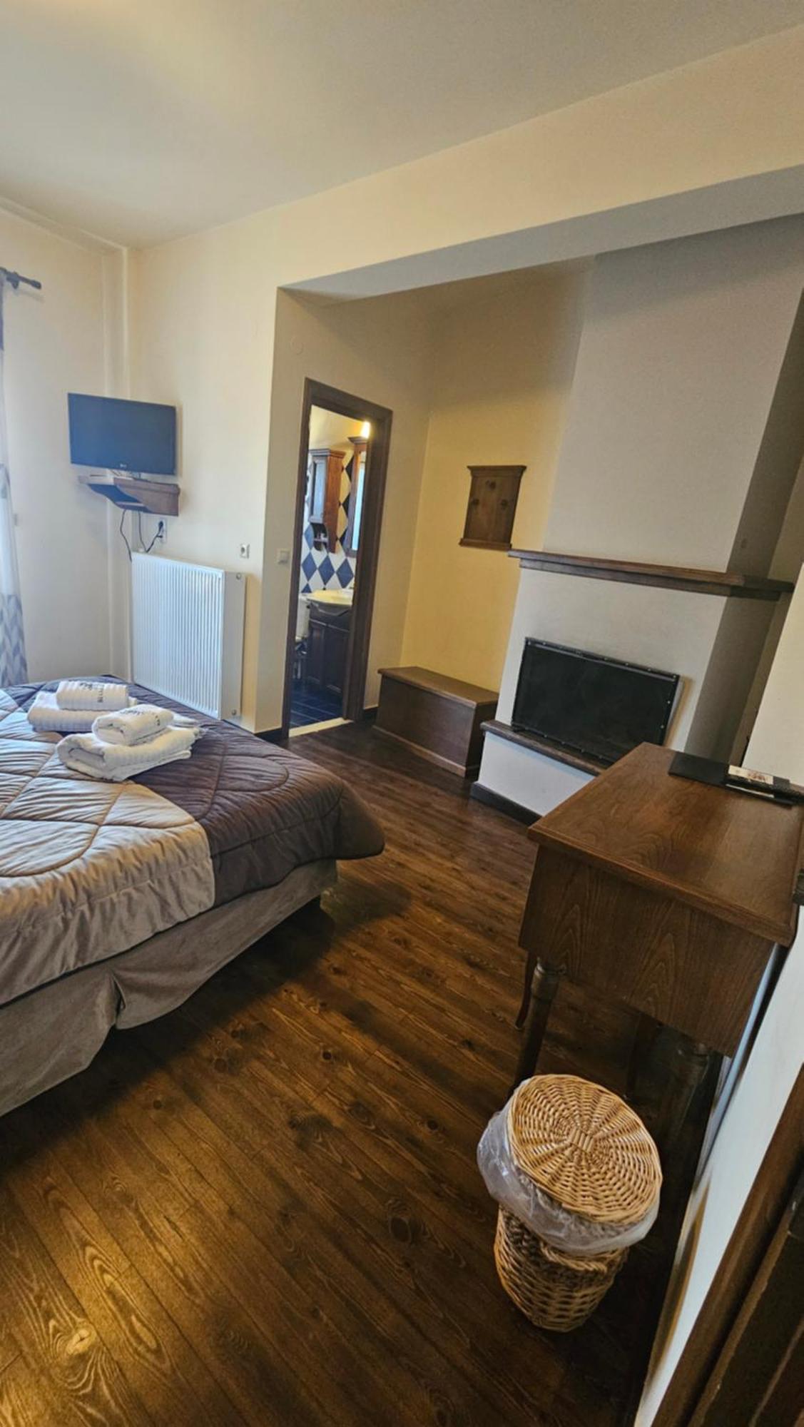 Villa Virginia Hotel Voutiron Экстерьер фото